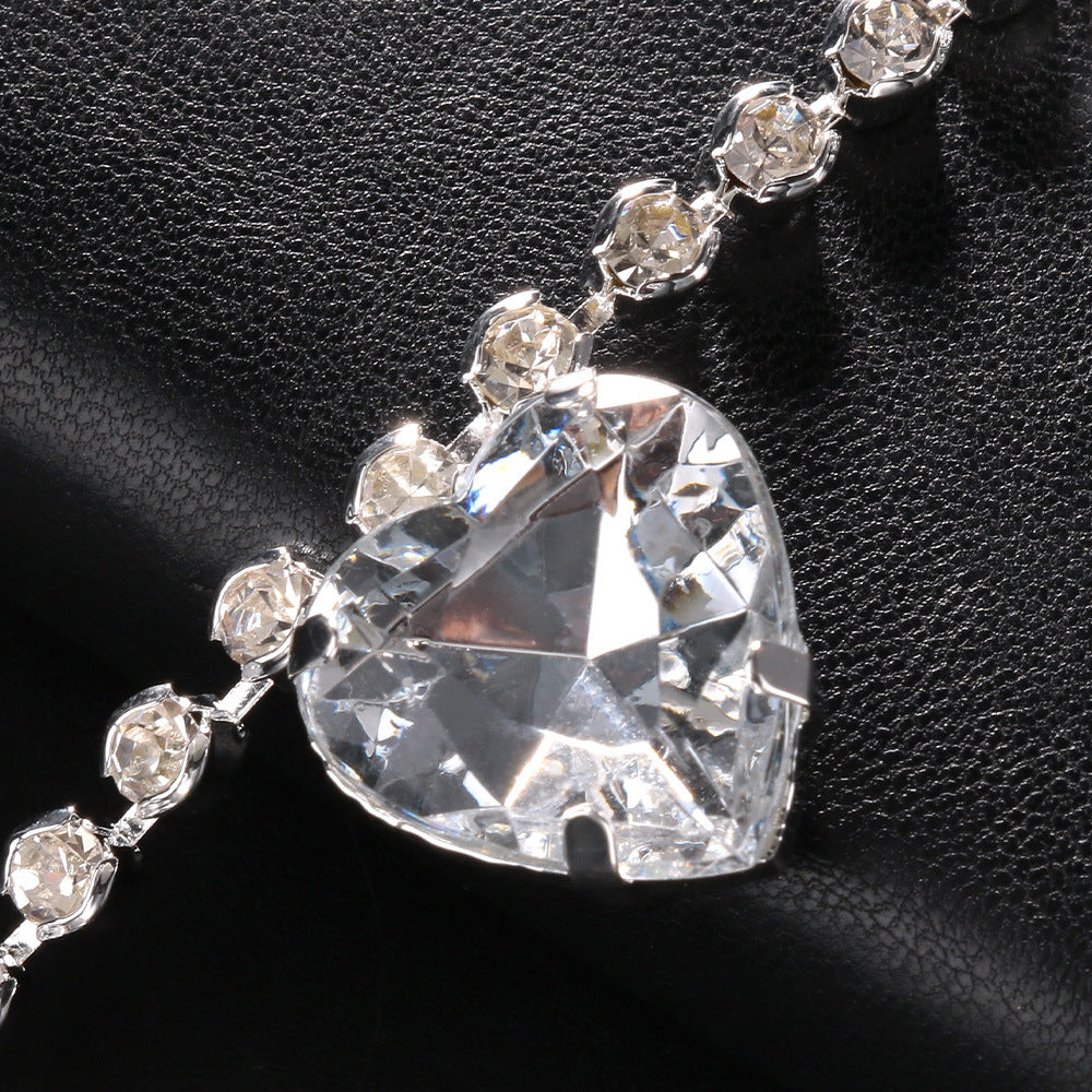 Heart Shape Pendant Necklace For Women With Rhinestones, Silver Plated Alloy, Simple Style Electroplated Finish