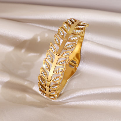 Exaggerated Stripe Bangle In Gold Titanium Steel With Electroplated Finish