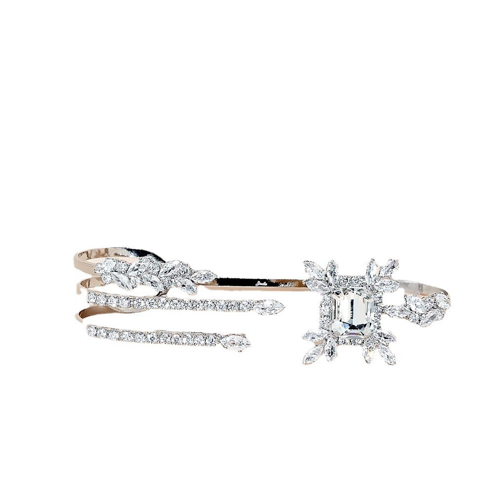 Silver Alloy Lines Bangle For Women With Electroplated Finish And Zircon Inlay