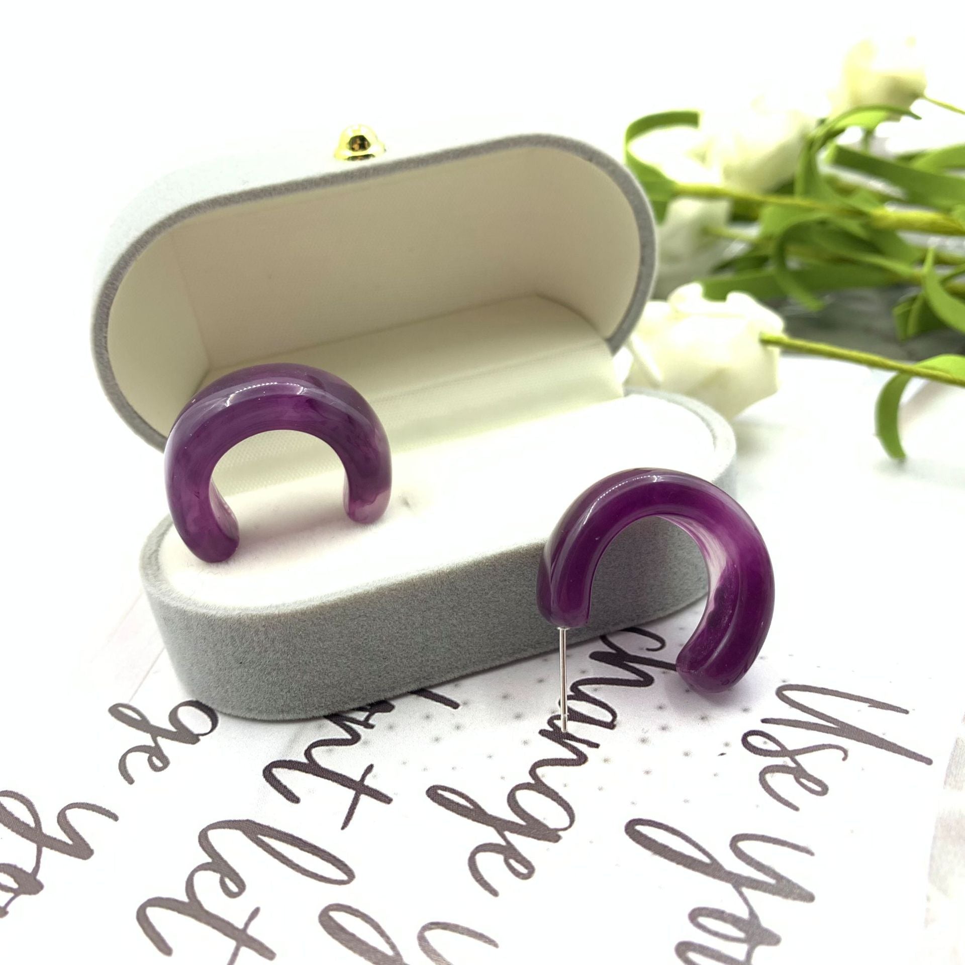 Retro Purple Grape Stud Earrings Featuring Acrylic Material And Inlay For Stylish Vintage Look