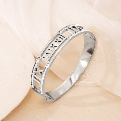 Simple Style Roman Numeral Bangle In Titanium Steel With Zircon Inlay, Electroplated Gold Plating