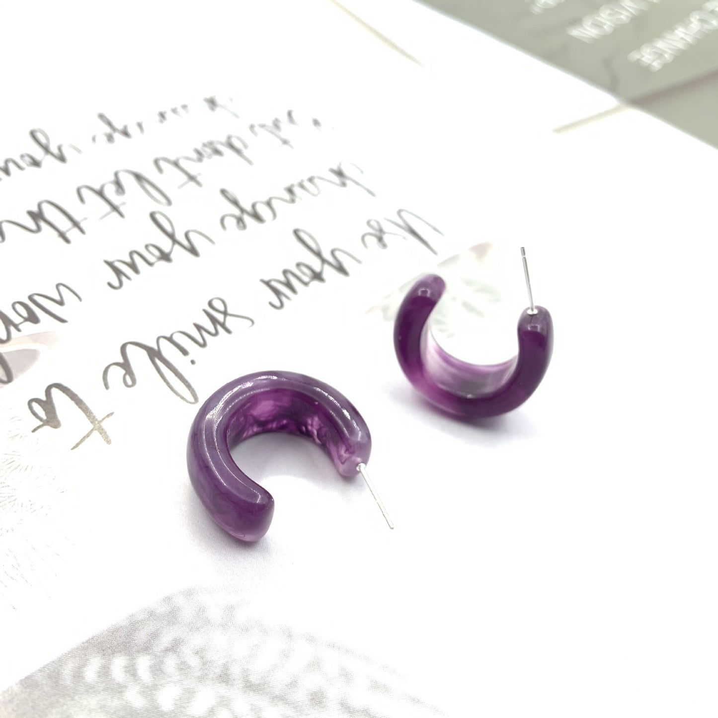 Retro Purple Grape Stud Earrings Featuring Acrylic Material And Inlay For Stylish Vintage Look