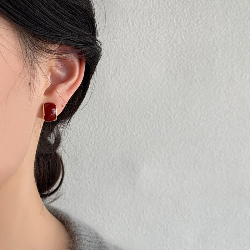 Retro Irregular Enamel Clip Earrings For Women In Wine Red Copper