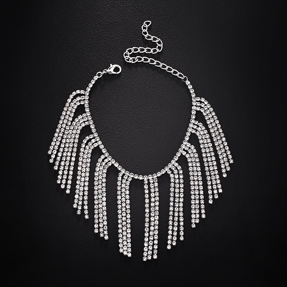 Retro Silver Alloy Tassel Bracelet For Women With Rhinestone Inlay