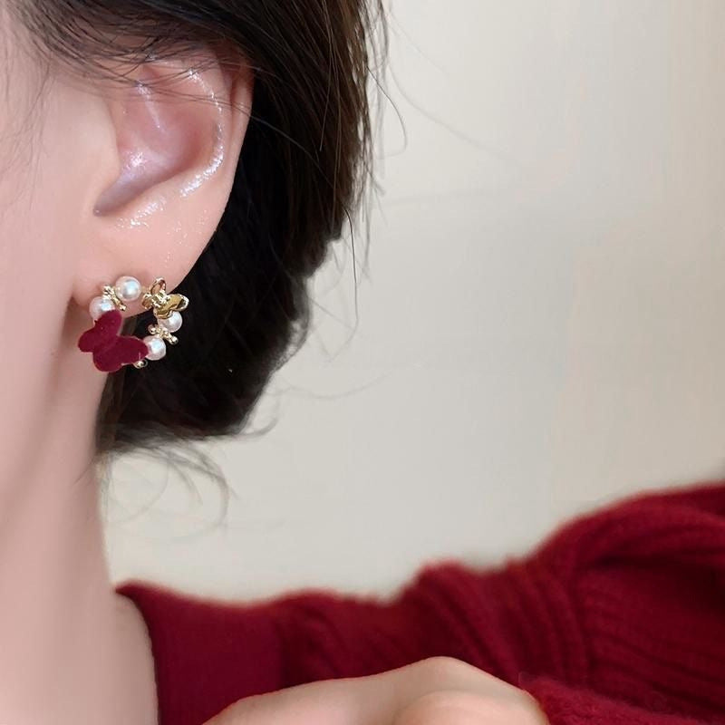 Retro Red Butterfly Stud Earrings With 925 Sterling Silver Posts Featuring Resin Design