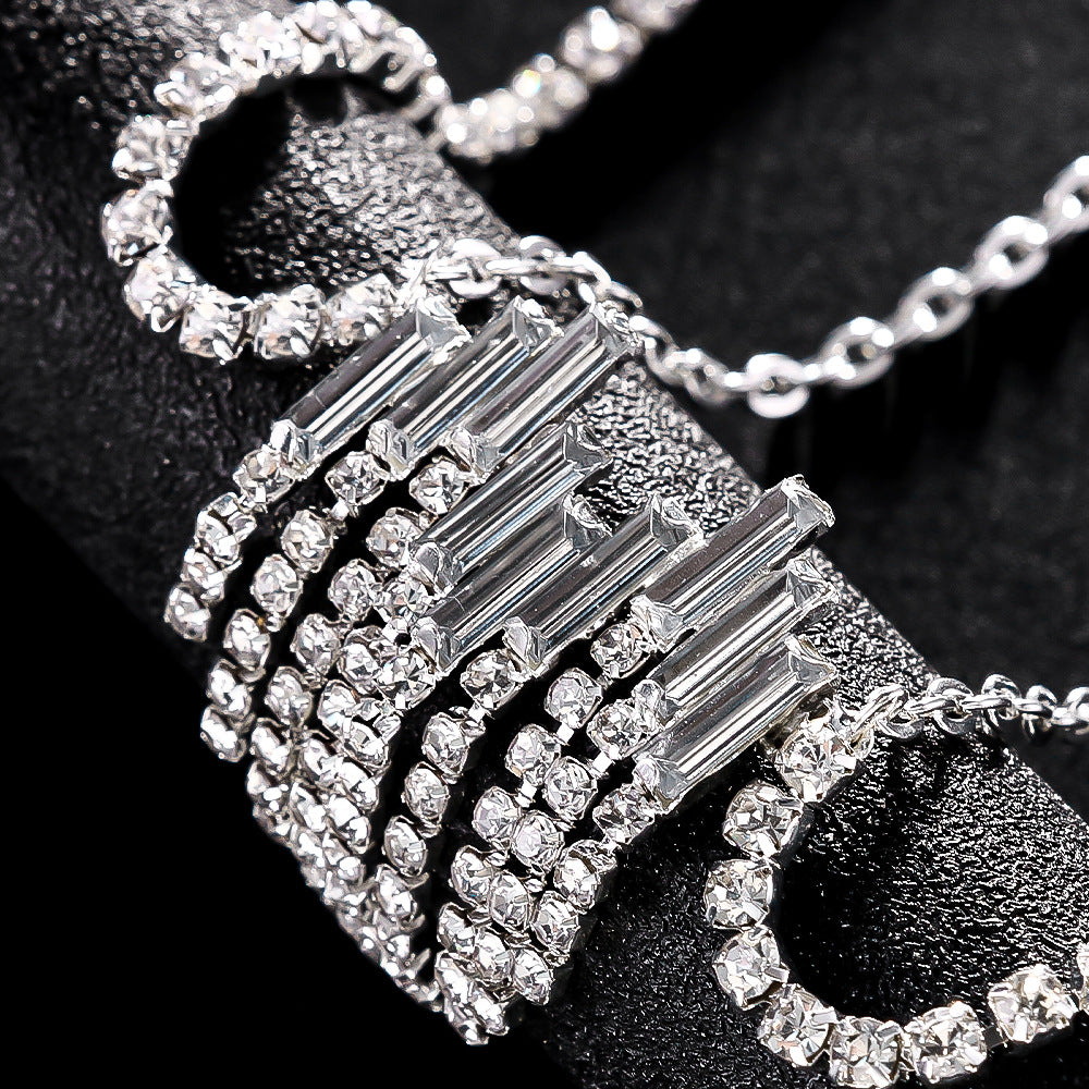 Simple Style Silver Alloy Tassel Body Chain For Women With Heart Shape Rhinestone Inlay