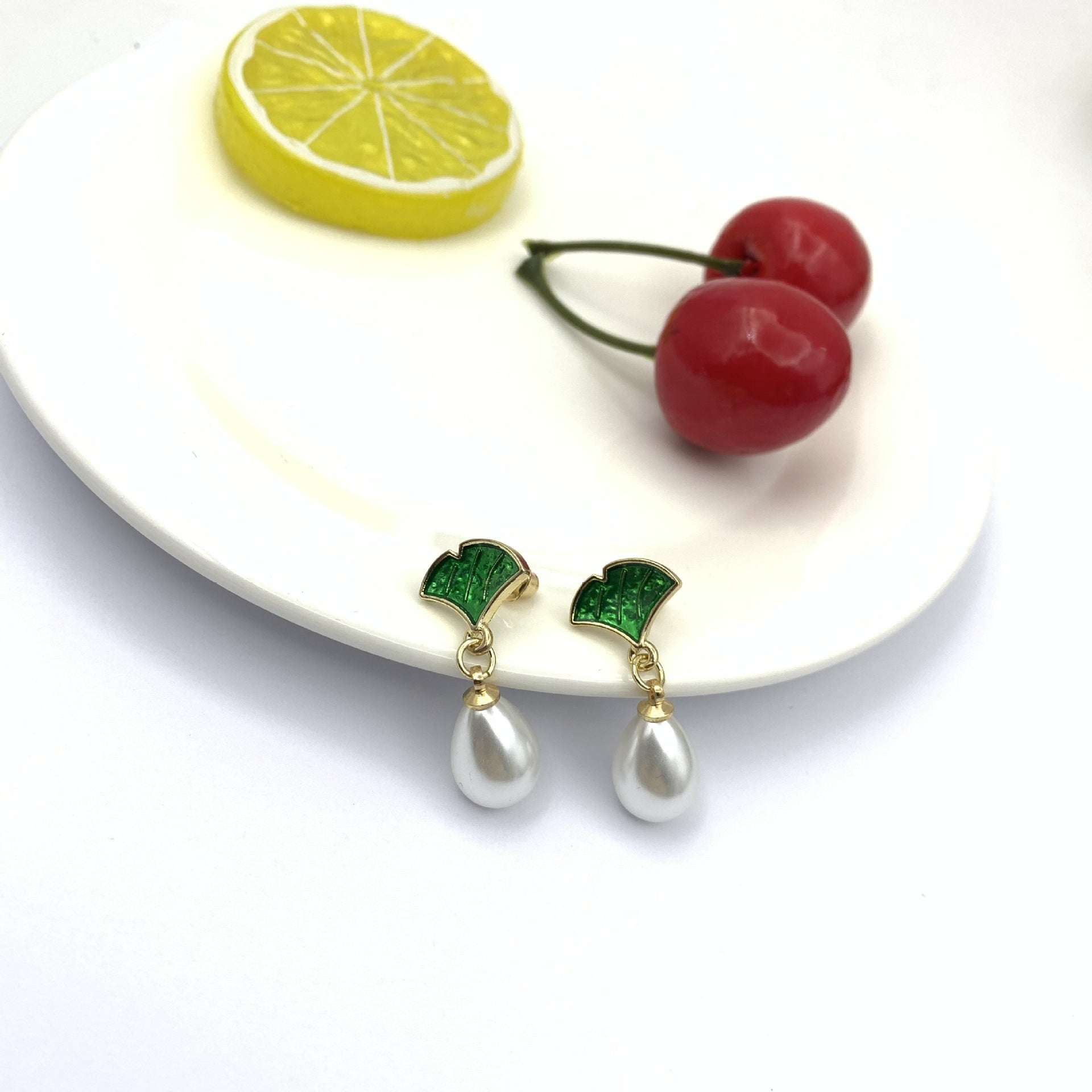 Simple Style Water Droplets Stud Earrings For Women In Alloy With Electroplated Finish And 925 Sterling Silver Ear Pins