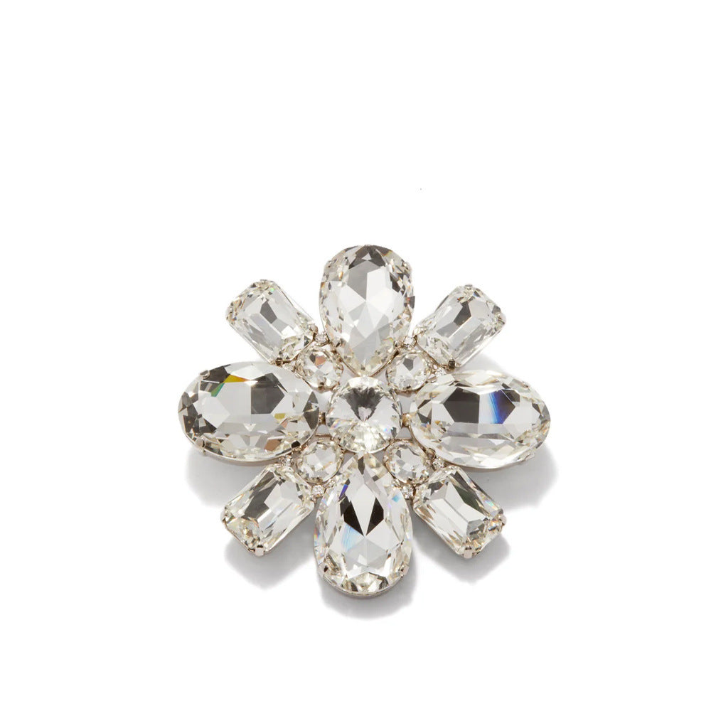 Elaborate Gold Alloy Brooch For Women With White Crystal Inlay Featuring Beautiful Flower Design