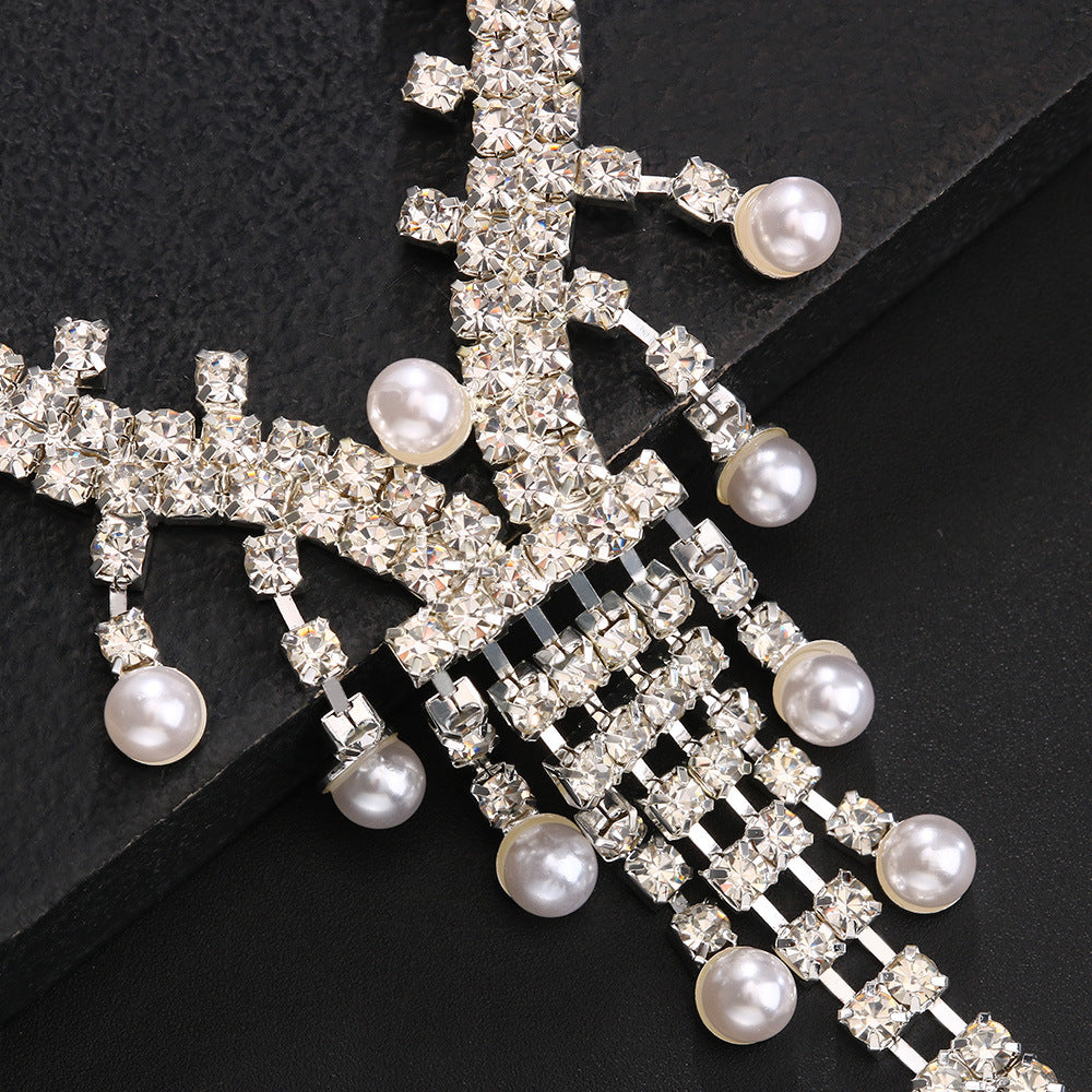 Gold Alloy Women's Body Chain With Pearl Pattern And Electroplated Finish, Featuring Rhinestones, Elegant Chest Jewelry