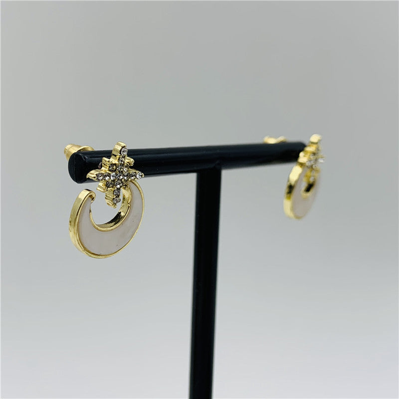 Moon Stud Earrings For Women In Alloy With Artificial Gemstones, Perfect For Wedding