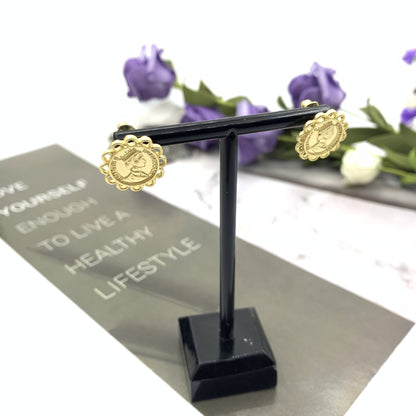 Silver Crown Stud Earrings In Baroque Style For Women, Featuring Alloy Ear Pins And Artificial Gemstone Inlay