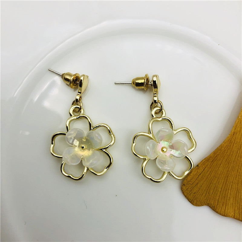 Sweet Heart Shape Stud Earrings For Women In Silver Plated Alloy With Artificial Gemstones