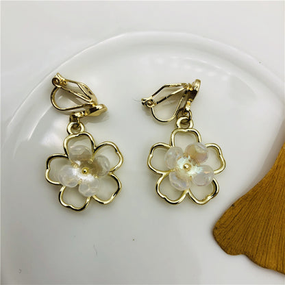 Sweet Heart Shape Stud Earrings For Women In Silver Plated Alloy With Artificial Gemstones