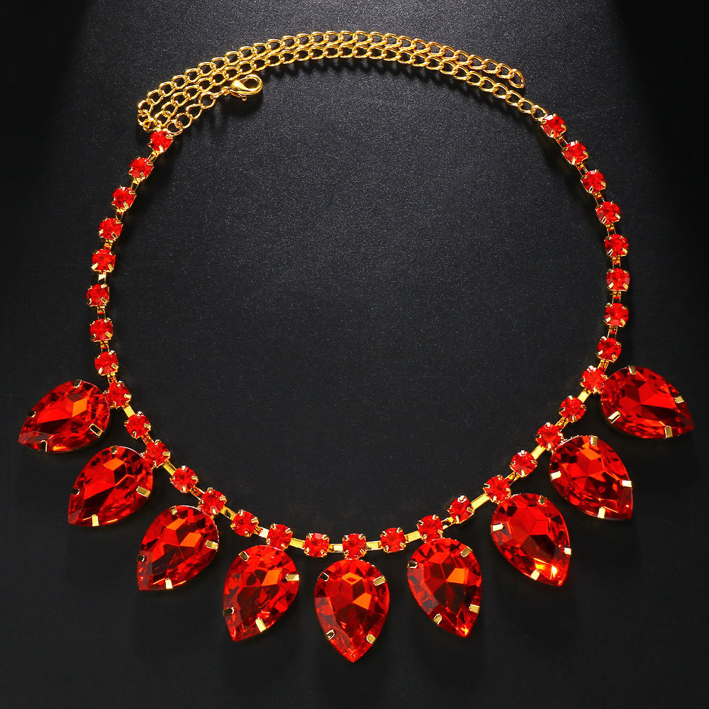 Geometric Silver Alloy Necklace For Women With Electroplated Finish And Rhinestone Pendant