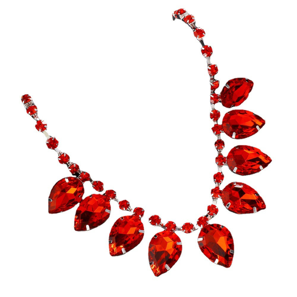 Geometric Silver Alloy Necklace For Women With Electroplated Finish And Rhinestone Pendant