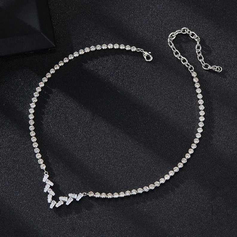 Silver V Shape Necklace For Women With Electroplated Alloy Chain And Rhinestones Inlay Featuring Zircon Accents