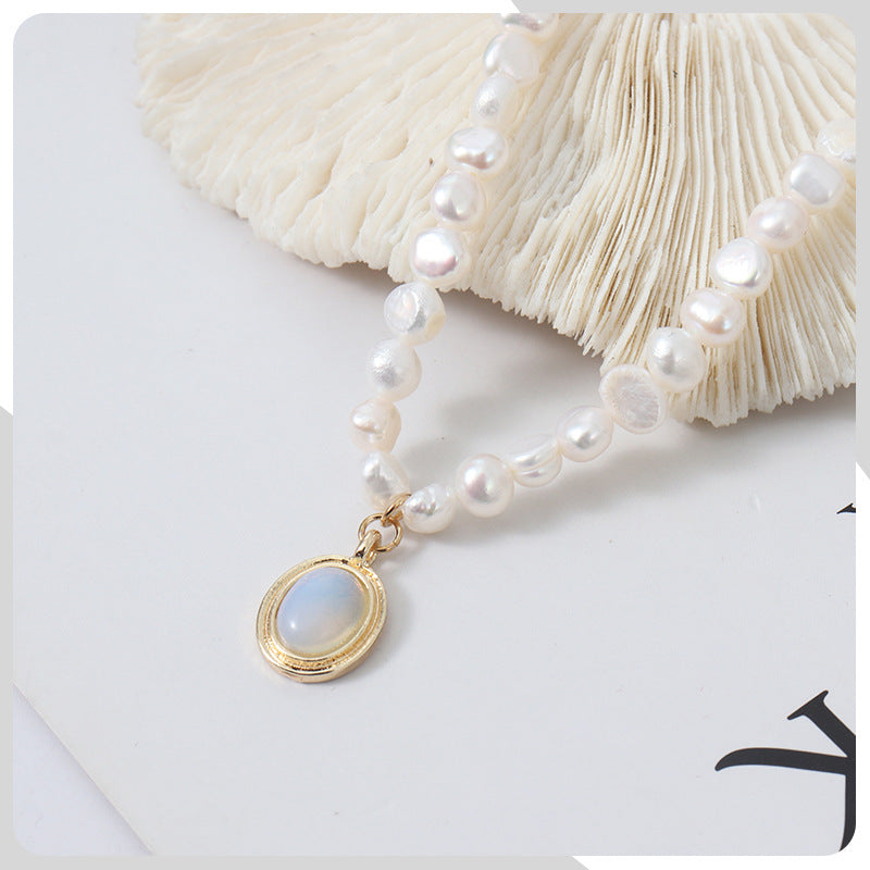 Retro Water Droplets Earrings Featuring Freshwater Pearl Inlay, Classic Stud Earrings