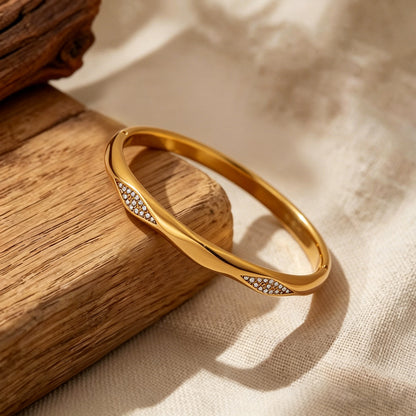 Simple Style Irregular Inlay Bangle In Gold Titanium Steel With Rhinestones