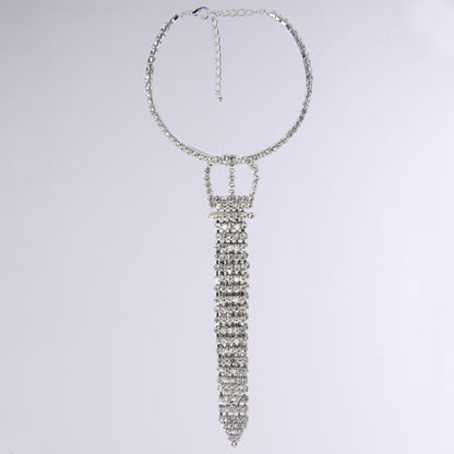 Exaggerated Silver Bowtie Choker Necklace For Women With Rhinestones Pendant Featuring Rhinestone Inlay