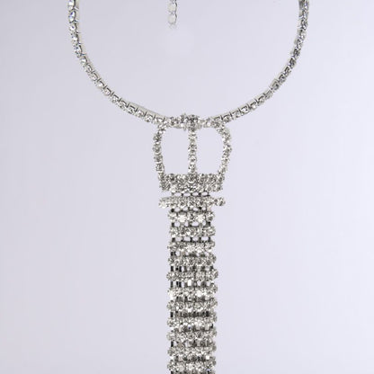Exaggerated Silver Bowtie Choker Necklace For Women With Rhinestones Pendant Featuring Rhinestone Inlay