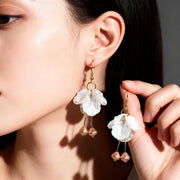 Ear hook