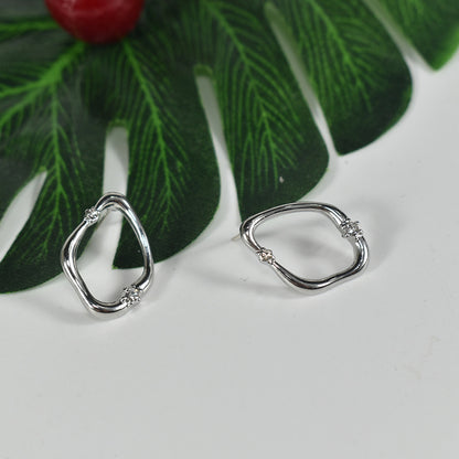 Geometric Hoop Earrings For Women In Simple Style, Alloy With Artificial Pearl Inlay, Electroplated Finish