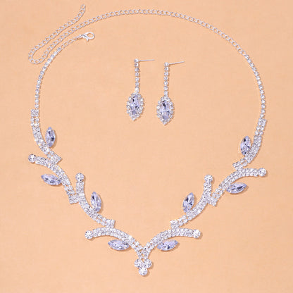 Silver Leaf Necklace For Women With Alloy Pendant Featuring Rhinestone Inlay