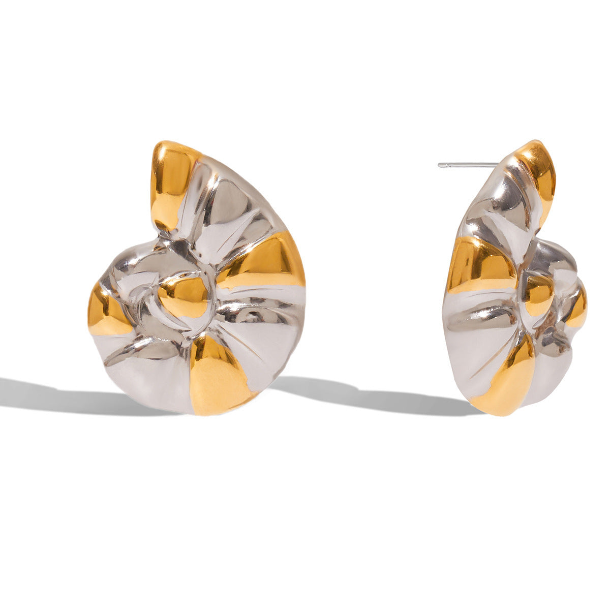 Conch Earrings For Women In 18K Real Gold Plated Titanium Steel With Electroplated Finish And 304 Stainless Steel Ear Pins