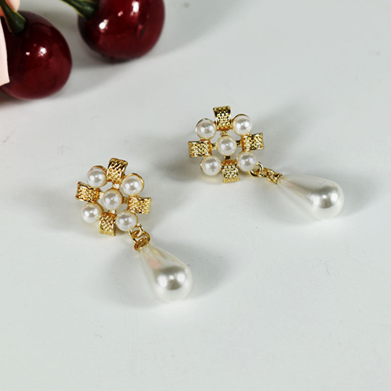 Alloy Earrings With Artificial Pearl Inlay, Featuring 925 Sterling Silver Ear Pins For Women In Silver