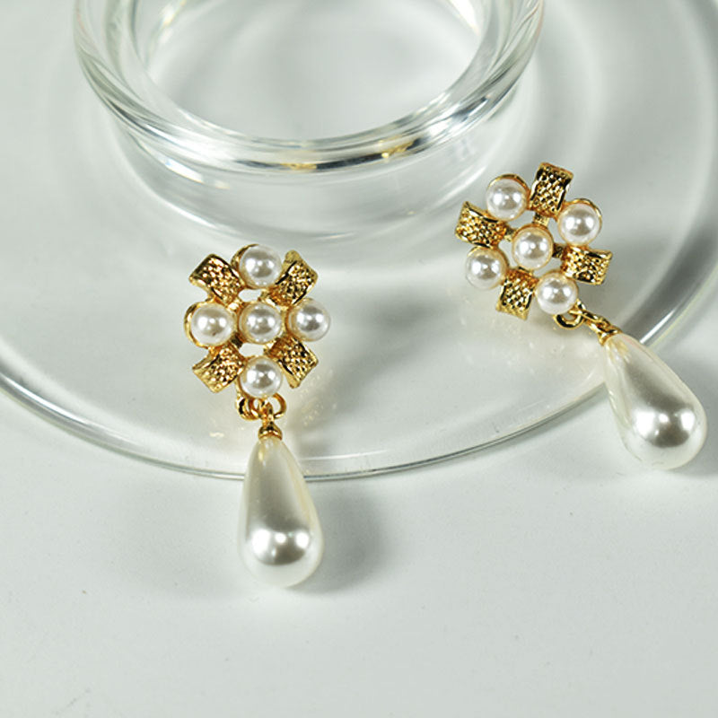 Alloy Earrings With Artificial Pearl Inlay, Featuring 925 Sterling Silver Ear Pins For Women In Silver