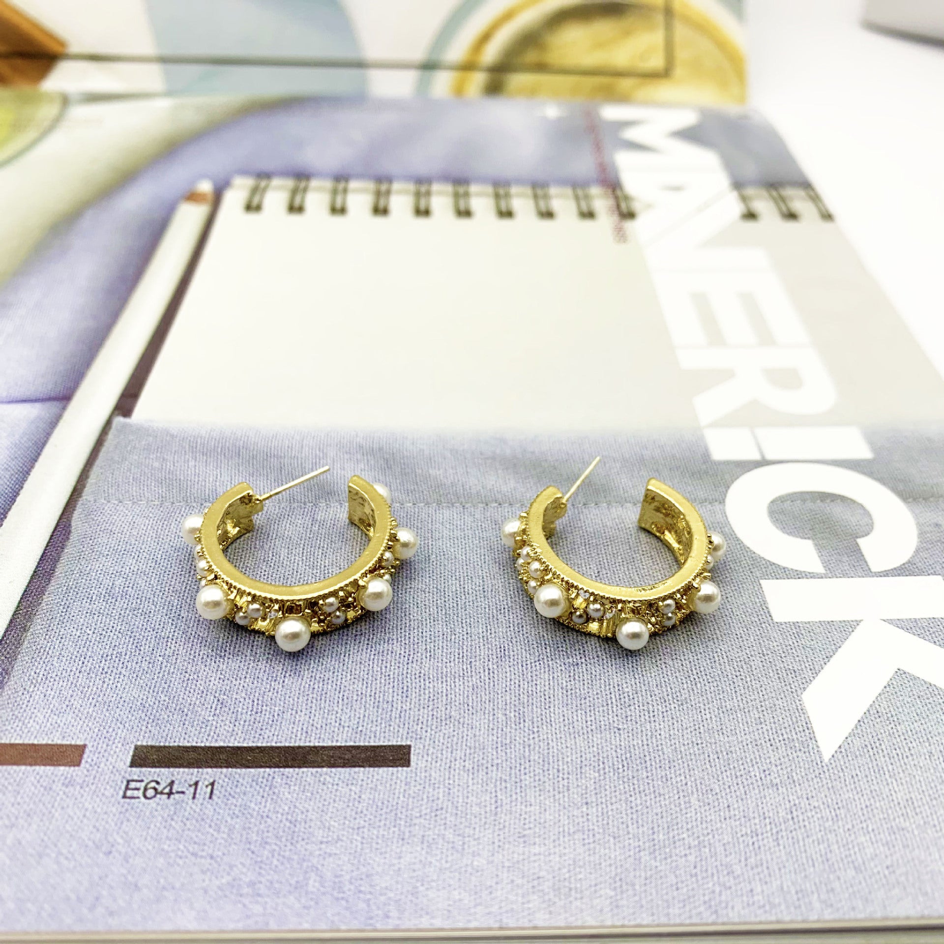 Geometric Stud Earrings For Women In Electroplated Alloy With Artificial Gemstones