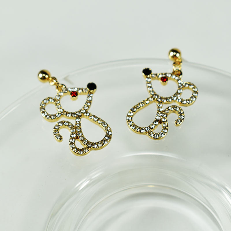 Simple Style Animal Stud Earrings For Women With 925 Sterling Silver Posts And Silver Alloy Featuring Artificial Gemstones