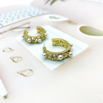 Geometric Stud Earrings For Women In Electroplated Alloy With Artificial Gemstones
