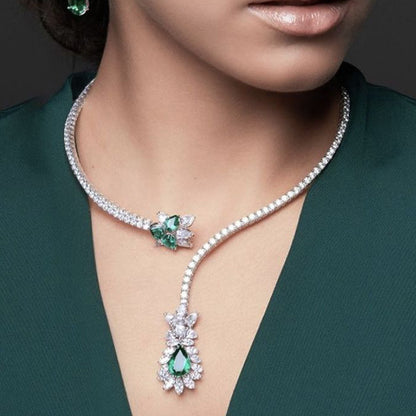 Luxurious Geometric Silver Alloy Necklace With Electroplated Finish And Gem Inlay