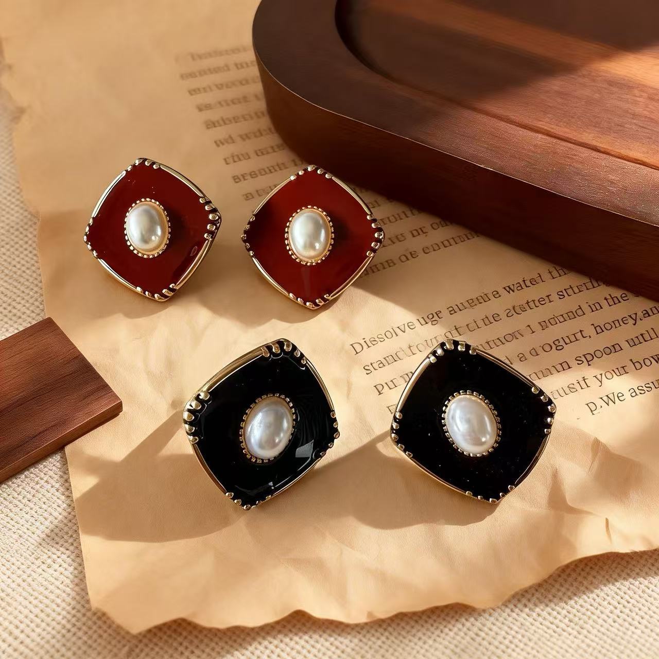 Simple Style Quadrilateral Stud Earrings For Women In Alloy With Electroplated Finish And 925 Sterling Silver Posts