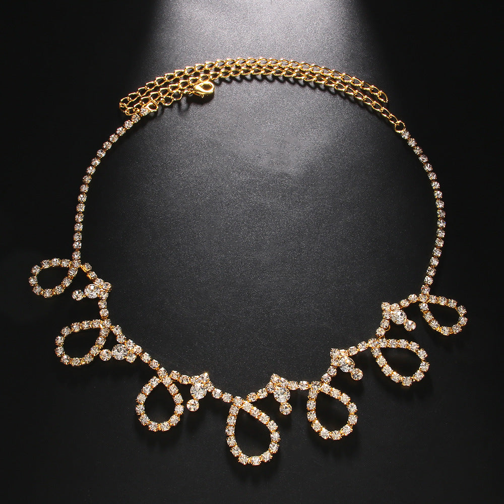 Simple Style Geometric Silver Necklace For Women, Electroplated Alloy With Rhinestones Inlay