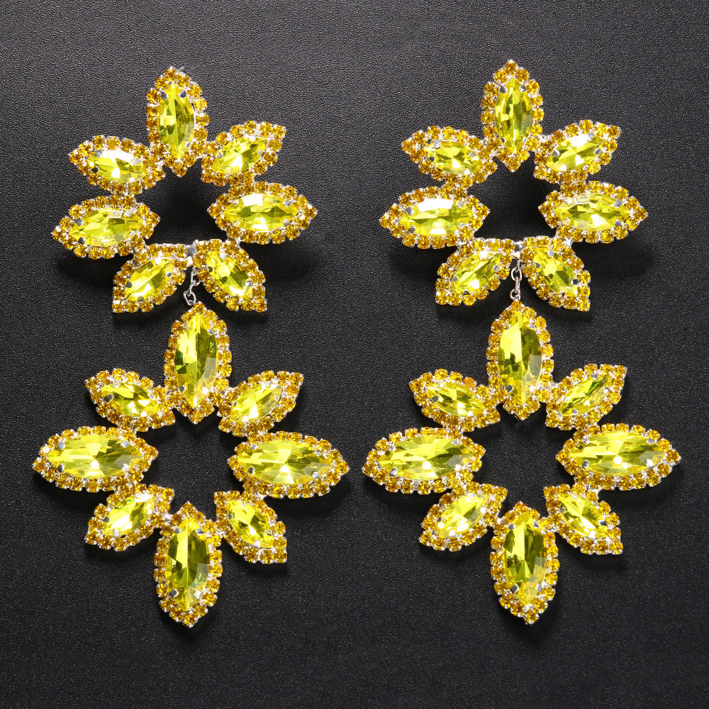 Exaggerated Flowers Stud Earrings For Women, Silver Plated Alloy With Rhinestone Inlay, Electroplated Finish