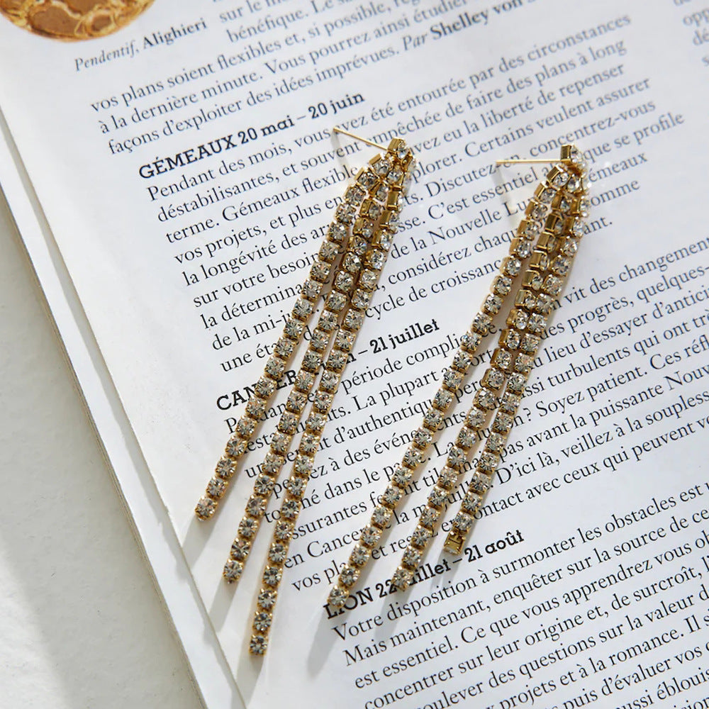 Silver Tassel Jewelry Set For Women Featuring Rhinestones And Alloy Material With Elegant Tassel Craftsmanship
