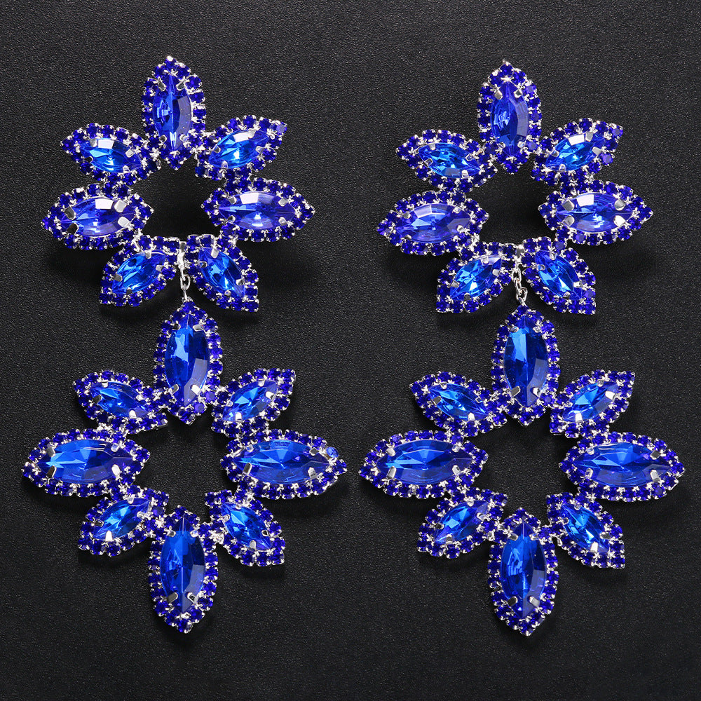 Exaggerated Flowers Stud Earrings For Women, Silver Plated Alloy With Rhinestone Inlay, Electroplated Finish