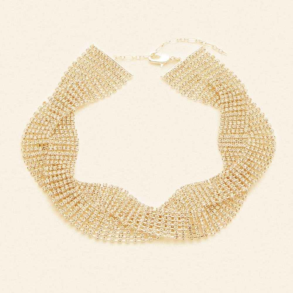 Exaggerated Twist Necklace For Couples With Electroplated Alloy And Rhinestone Inlay On Twisted Rope Chain