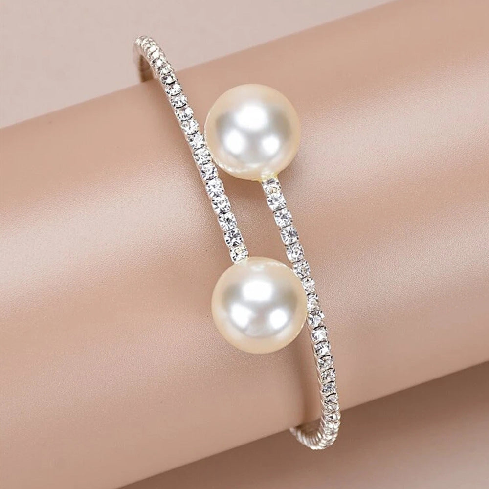 Gold Electroplated Pearl Bracelet For Women With Rhinestone Inlay, Elegant Alloy Jewelry