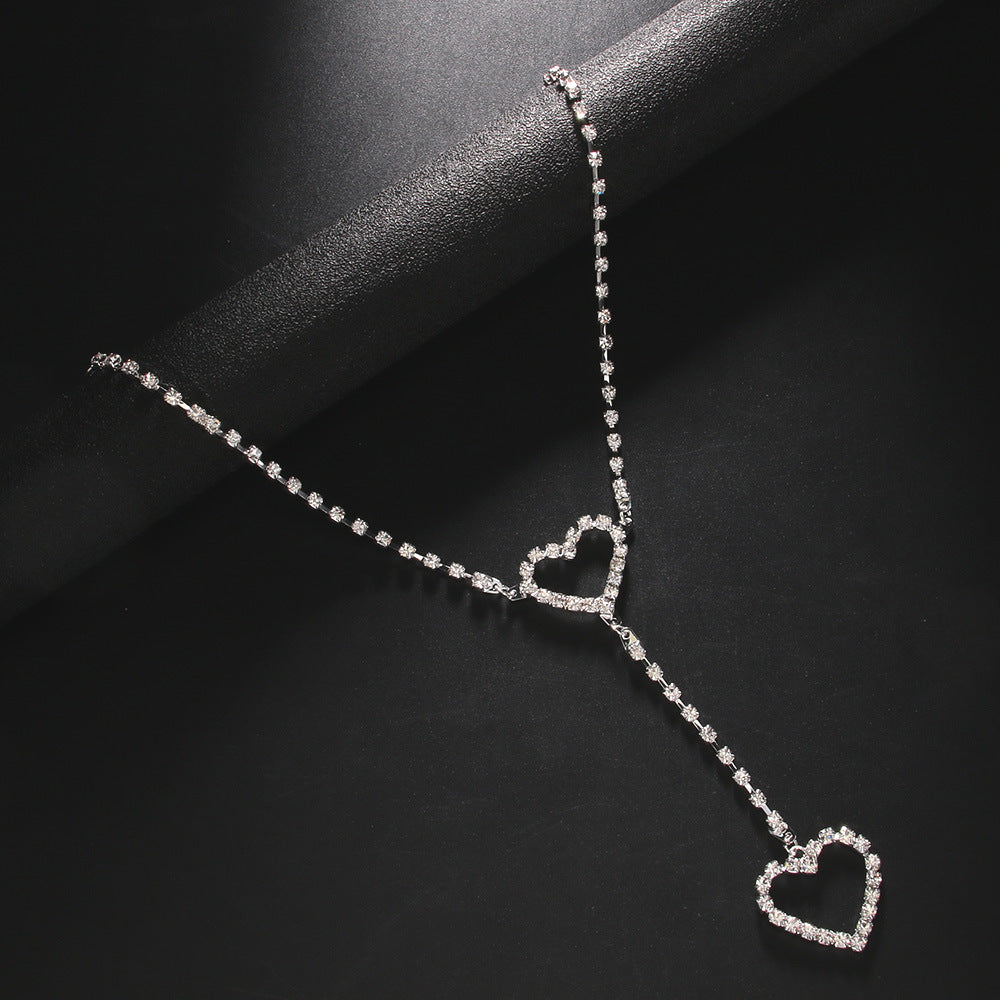 Heart Shape Silver Alloy Necklace With Electroplated Finish And Rhinestones Pendant For Women