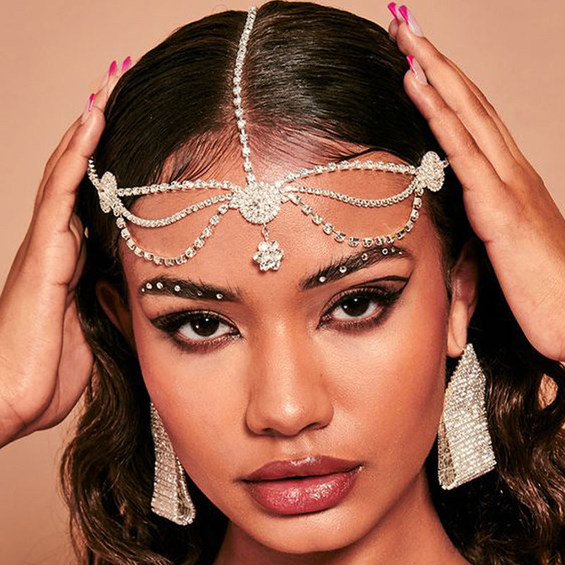 Ethnic Style Flowers Hair Chain In Alloy With Rhinestones, Silver Hair Accessory For Wedding Season