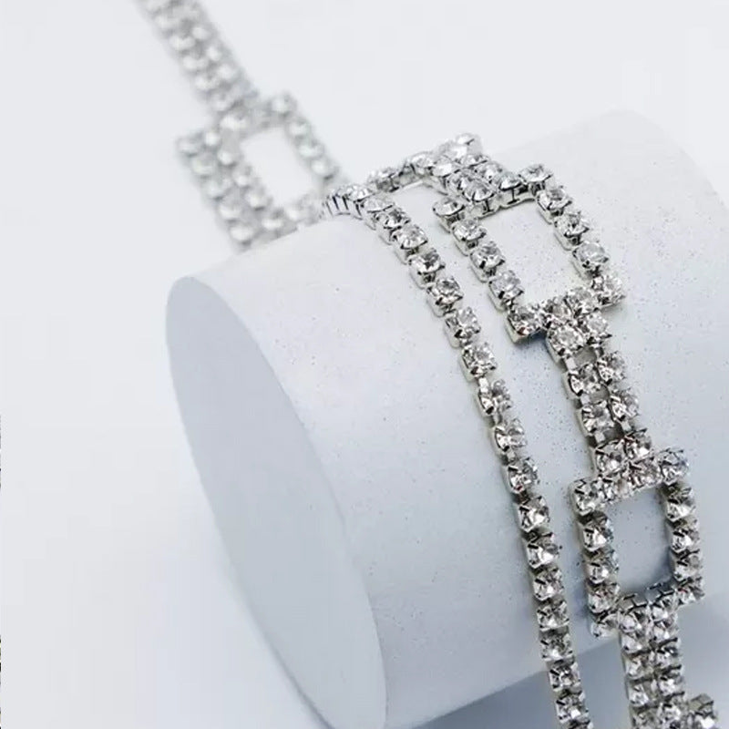 Silver Alloy Waist Chain For Women With Geometric Pattern And Electroplated Finish Featuring Rhinestones Inlay