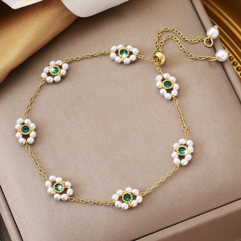 Vintage Style Flowers Beading Bracelets For Women With Electroplated Copper And Slider Chain