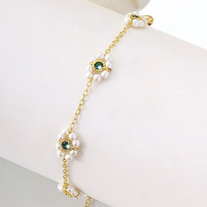 Vintage Style Flowers Beading Bracelets For Women With Electroplated Copper And Slider Chain