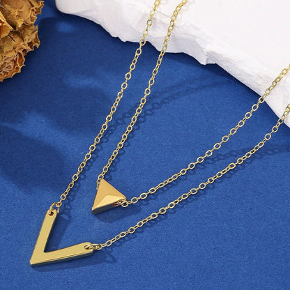 Trillion-cut Necklace For Women With Copper Pendant Featuring Electroplated Gold Plating And Zircon Inlay