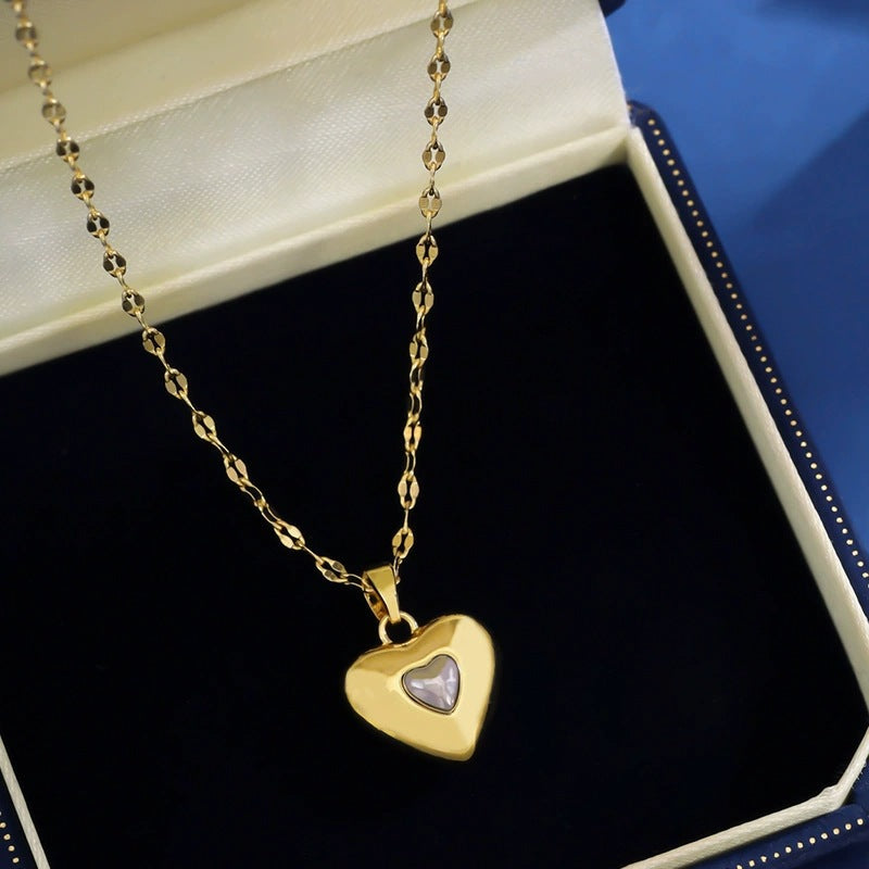 Heart Shape Gold Necklace For Women In Simple Style Featuring Electroplated Copper Pendant