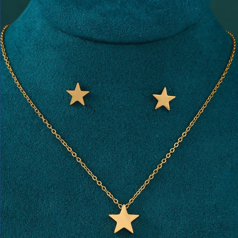 Star Necklace For Women In Copper With Electroplated Finish, 1 Set