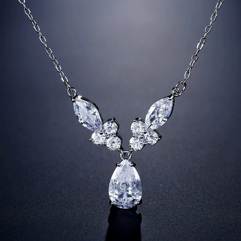 Water Droplets White Copper Necklace For Women With Electroplated Finish And Zircon Inlay On Cable Chain